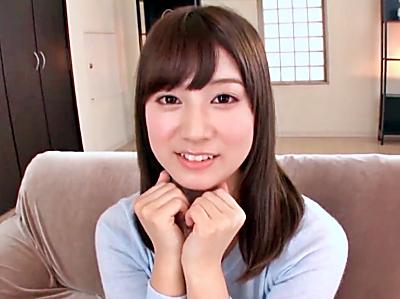 現役女子大生大量潮吹き＆聖水お漏らし初体験☆アイドル級の美乳美女が手マンとガン突きで大量潮吹き・大失禁！ハメ潮・イキ潮の大噴出祭り！