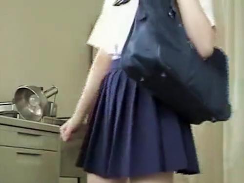 【産婦人科盗撮】悩みがあって来た美少女制服JKを診察するふりして痴漢レイプ中出しで凌辱する最低な鬼畜医師