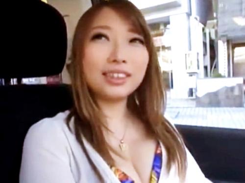 【素人ナンパ】けしからん巨乳のS級美人ゲット！派手な下着の豊満美乳エロギャルに生ハメしてパイ射ぶっかけ！！