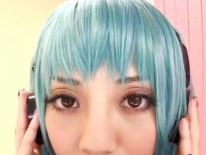 【美人コスプレイヤー】初音ミクやプリキュアの恰好した淫乱痴女お姉さんがチ〇ポフェラしたり中出しセックス様子を撮影