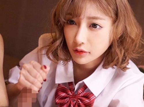 【明日花キララ】巨乳美女の制服イメクラで痴漢プレイ♡手マンクンニでアソコを濡らしJKコスプレで手コキからの着衣セックス