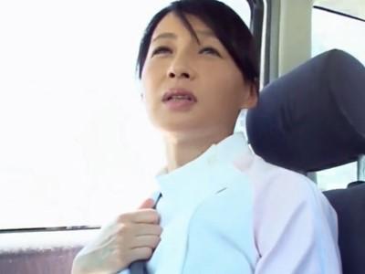 オナ禁させてムラムラする五十路熟女に野外連続フェラ口内射精ごっくん精飲連発！洗ってない臭いチ●ポに興奮する美魔女痴女！