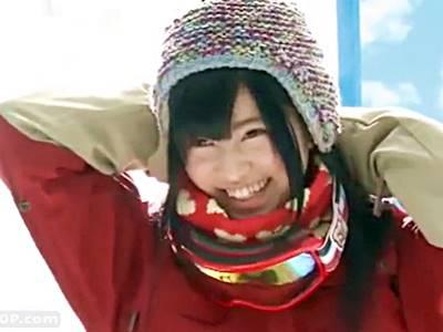《マジックミラー号》◆素人ナンパ◆恋人募集中のスノボ女子大生に声を掛け雪山でお見合い！初対面の男とセックスする美少女
