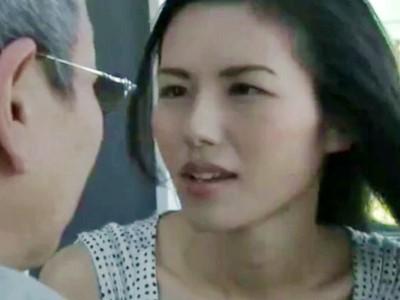 《ヘンリー塚本》三十路の美熟女人妻！公衆便所で中年オヤジと逢瀬を重ね溺れる不倫セックス！！武藤あやか