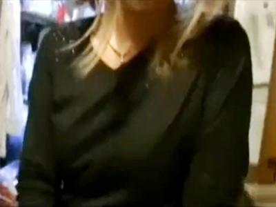 《素人個人撮影》欲求不満なシングルマザーにチ〇ポ咥えさせヤリまくったハメ撮り映像がこちら！！