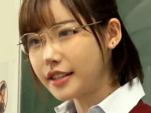 【深田えいみ】無職だからとフラれた腹いせに女教師のプライベートを盗撮しまくった映像を流出させる鬼畜元カレ男。
