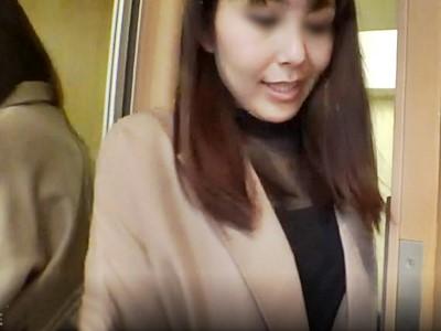 《熟女/個人撮影》四十路でダンス講師の素人人妻奥さん♥年下セフレ不倫相手と落ち合いホテルSEXに悶えるハメ撮りおばさん！
