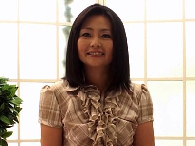 キュートな51歳熟女ババア♥♥年齢の割に可愛い仕草の素人おばさんがたるんだ巨尻ボディを震わせ生々しいセックス♡【五十路】