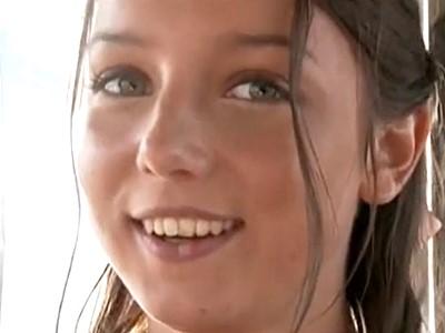 フレッシュ美少女！18歳の可愛い童顔ロリ娘！天使のような美巨乳少女にアナルセックスで肛門内へ中出し射精！！