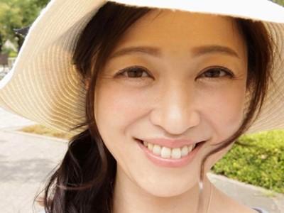 《本物人妻》40代なのに超絶可愛い熟女おばさん♡人妻ママさんがエッチに乱れるAV出演で7年ぶりのご無沙汰不倫セックス♡