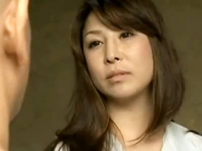 【近親相姦】美しき義母…越えてはならぬ一線を越えるショタ息子！熟れた巨乳ぽっちゃり人妻熟女と念願SEX！