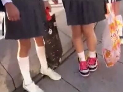 性知識のないJ●集団をインタビューで誘いこみ処女姦通させる一部始終エロ動画