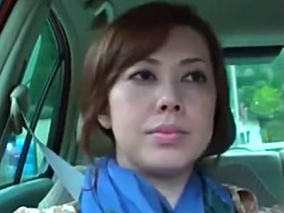 【ヘンリー塚本/風間ゆみ】爆乳ぽっちゃり人妻熟女とスケベマッサージ師の淫行。女性に生まれた幸せを噛みしめる巨乳不倫妻