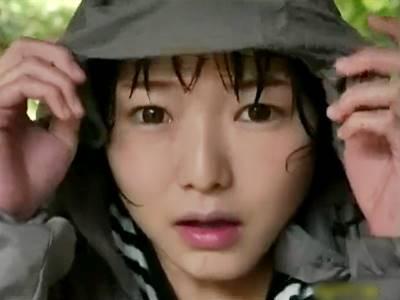 【ヘンリー塚本】雨の山中で美少女を性的暴行…！！強姦魔に中出し膣内射精されヤリ捨てされてしまう女の子…