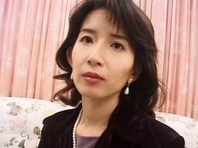 《長瀬優子/熟女/中出し》本当にいい女なんです。憂いを帯びた極上エロボディの美魔女おばさんが手抜きなしで一発キメる！！