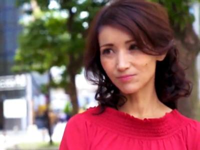 51歳の美熟女ナンパ♥♥茶道の先生というスレンダー美人妻GET！下着まで上品な妖艶マダムに興奮して種付け！【五十路】