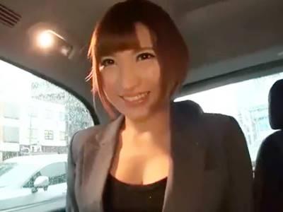 【素人OL】もうすぐ三十路の激カワ美人な巨乳お姉さんをスーツ姿のまま黒パンスト破り着衣生ハメで種付け中出し膣内射精！！