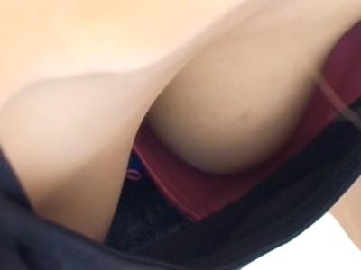 《素人個人撮影》野外アンケートで神おっぱいお姉さん降臨！乳首丸見えの素人ギャルを街撮り盗撮！！巨乳/胸チラ/ヤバイやつ