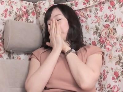 ■素人/熟女ナンパ『バレエを10年してます♡』五十路で高層マンション在住！ピンク下着が卑猥な上級人妻おばさん浮気中出し！