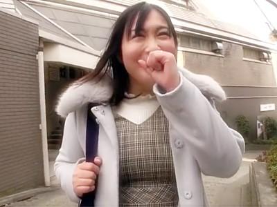 《滝沢まりこ×五十路×素人熟女》お見事なオッパイをお持ちの51才人妻♡現役で不倫中の癒し系おばさんと熱々中出しセックス！