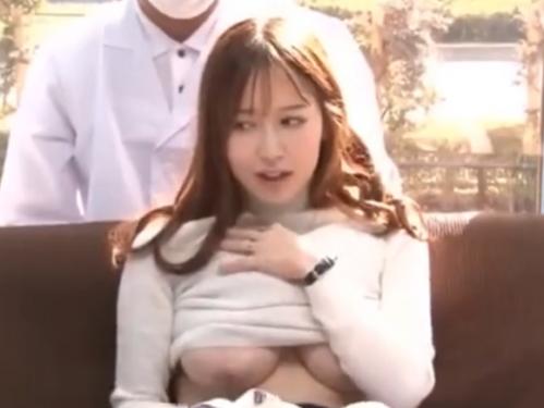 【マジックミラー号】20代の専業主婦をナンパ！大人びた雰囲気の美女と濃厚セックス！