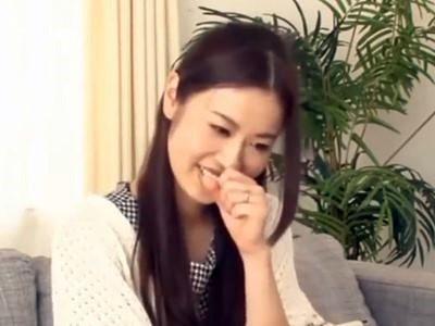 《人妻》SEXがしたい美熟女おばさん♥♥AV鑑賞で一人オナニー後に欲求不満が爆発！スタッフ男性を痴女って不倫セックス♡