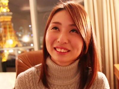 《アラサー人妻》「私でいいんですか？」エロい身体の巨乳熟女！ガチ童貞の素人君をお宅訪問して中出し初体験SEX筆おろし！