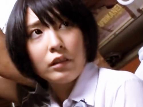 JKバス痴漢レイプ【阿部乃みく】黒髪ショートヘアの制服女子校生に性的イタズラ！パンツを脱がせてバックで生ハメ強姦！
