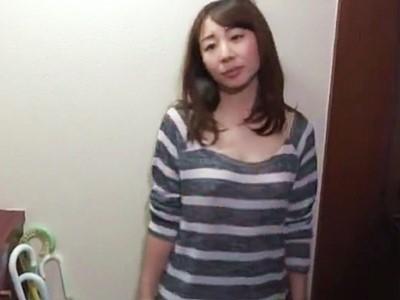 《熟女ドラマ》性欲に飢えたオヤジ共に代わる代わるハメられるおばさん！3P乱交で激しく犯され感じてしまう！【FAプロ】
