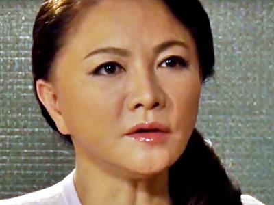 《母子相姦・中出しレイプ》やめて！それはダメよ！！50歳の美熟女人妻！友達とセックスした母親オマ●コに息子が怒りの種付け！