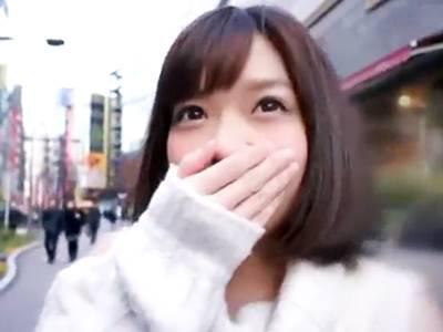 《JD素人ナンパ》街行く女子大生を連れ込んで素股だけのハズが生挿入された挙句種付け中出しされてしまう美少女ギャル