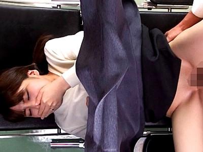 《悪徳産婦人科》近所の人妻が集まる町内唯一の病院で無残にも中出しレイプ被害に遭ってしまう奥様たち【熟女NTR】