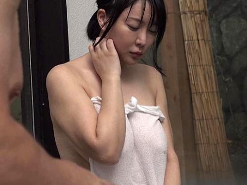 ◆羽生ありさ【人妻】混浴温泉で後から入ってきた他人妻の豊満な巨乳と二人きりに…