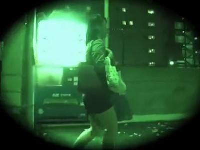 《性犯罪レイプ》夜道でOLを狙う痴漢魔たち。号泣するお姉さんを連れ込んだ先で無理やり押さえつけて強姦する婦女暴行映像