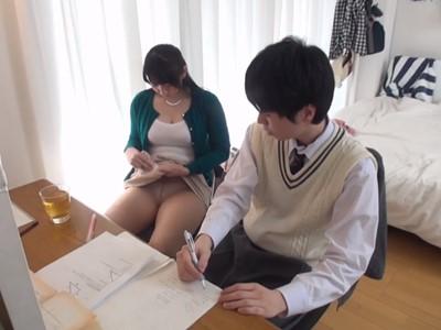 《素人盗撮》一般男女モニタリング企画！巨乳おばさん家庭教師が童貞にパンチラ誘惑をしたらSEXまで発展してしまうのか！？