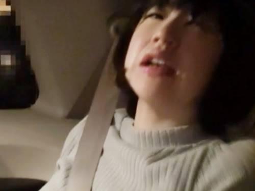 《18歳輪姦》レイプで処女を喪失した素人美少女を野外で露出調教するSNS変態中年サークル拉致輪姦映像