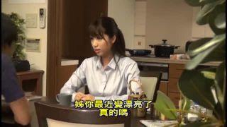 チンコに跨がりガンガン腰を振るむっちりお姉さん！中出しを懇願しすぐに2回戦を要求