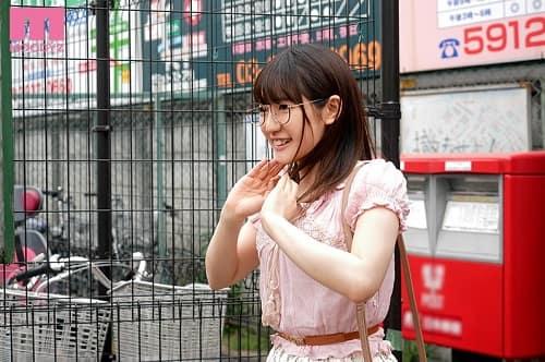 【JD】経験人数1人しかいないメガネかけた女子大生の陰キャ美少女がJKのセーラー服コスプレしてハメられイカされる一部始終