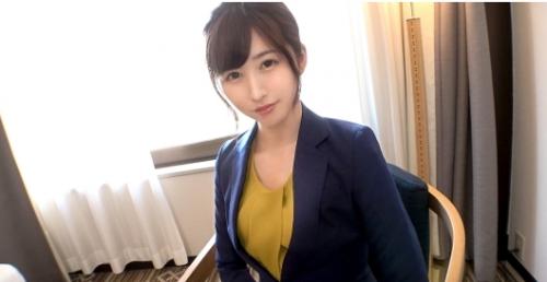 【滝口りな】街頭で超美女を発見、ウエディングプランナーとして働く彼女に謝礼をチラつかせ徐々にエロい展開へ誘導していくと！