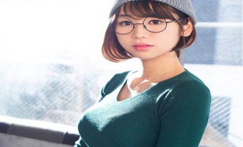 ＜女子大生＞人前だとシャイ、エッチになると人が変わる！感じまくる普段とのギャップ超エロスレンダービッチ女子大生！
