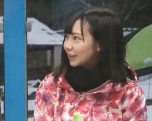 ＜MM号＞友達同士の男女がミラー号の中、二人きりで素股マッサージ！お互いに火がついて友達同士でも生挿入！真正中出し！