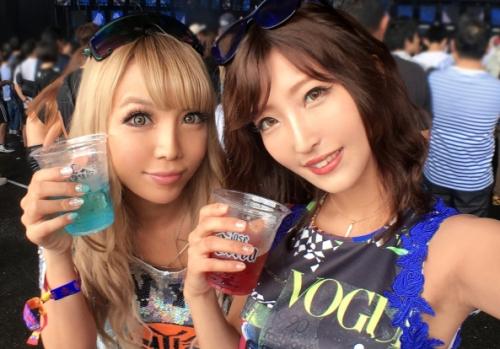 ＜素人ナンパ＞ビックリレベルのギャル2人組を発見♪お酒を飲みつつ、男と女が2対2で集まれば、ヤルことはいつも1つ！！