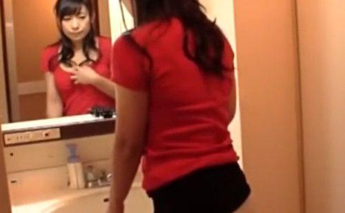 『おっぱいと身体の張りサイコー！！』アラフォー美熟女お風呂でオナニー×義母のオナニーをみて義息子我慢できずフェラ頼み！
