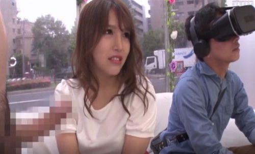 ＜マジックミラー＞旦那が隣でエロVRに夢中の間、見知らぬ男の勃起チ○ポにうっとり抑えきれない喘ぎ声！挿入され悶えて絶頂！