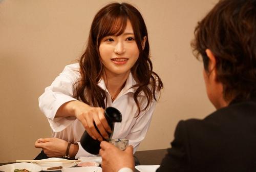 【天使もえ】美人上司と童貞部下が出張先の相部屋ホテルで…いたずら誘惑を真に受けた部下が10発射精の絶倫性交！