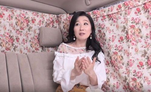 ＜五十路人妻＞ナンパしてヤリ車で50代とは思えないモデル体型の熟女の挿入アクメイキっ！！素人だけど素人には見えない！！