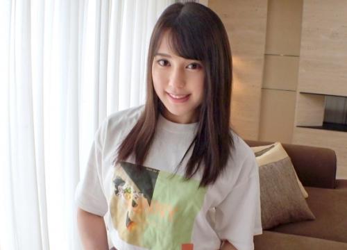＜素人＞★おめめパッチリのすごい美人さん★アイドル顔負けの美顔を携えた現役JDを発掘！素人らしさ全開のエロさ満載な娘！！