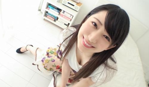 ＜素人＞透明感のある瑞々しい肌の大学生間違いなくモテそうなのに彼氏は2年もいなくて久々のエッチな雰囲気にドキドキしている