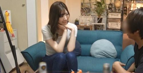 【北乃ゆな】笑った時の笑顔がかわいらしく、八重歯がかわいい！おっぱいが大きく乳輪も大きめで迫力あってエロい！