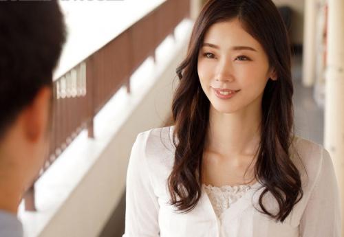 【小松杏】『ちょっと、うちによっていかない？』甘い囁きに逆らうことも出来ず人妻との巣籠りSEXに溺れていって・・・